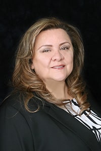 Tina Suarez headshot